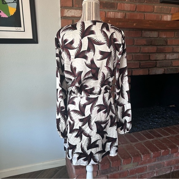 A.L.C. Freja Silk Palm Print Twist Knot Front Mini Dress in Eggshell Khaki Sz 4 - Picture 10 of 13